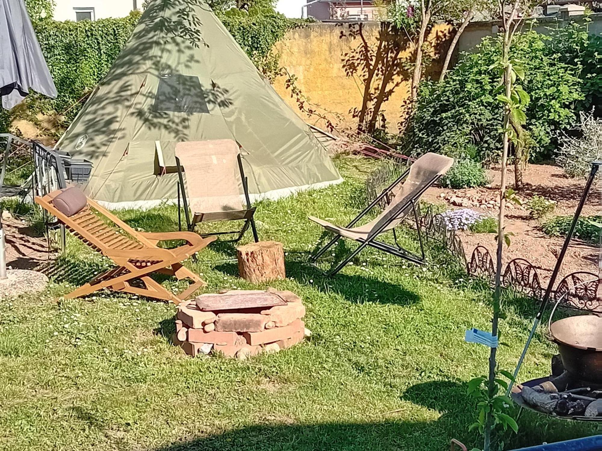 Camping Under The Walnut In Your Own Tent On A Shared Lot And Shared Bathroom Laibach Exterior foto